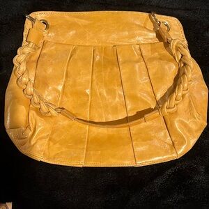 *Leather* Sabina Gold Top Grain Leather Shoulder Bag